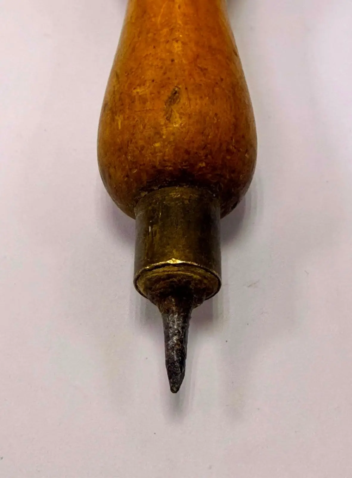 Vintage, Scratch Awl Hardwood Handle, Heavy Duty, Leatherworking, Hole Making - image 3 | Free standard UK delivery included | Discount Quality Products