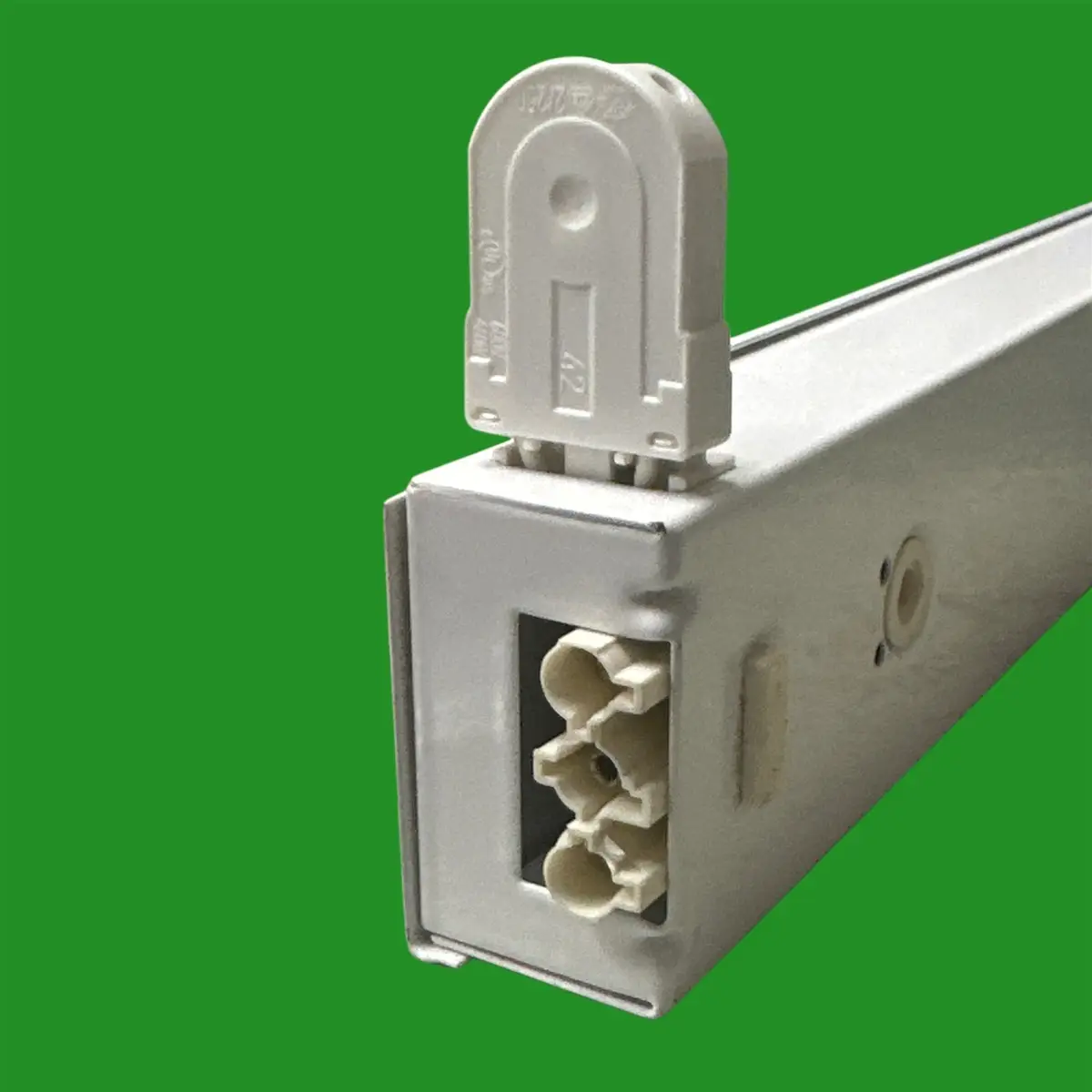 Hera 30W T8 910mm 3ft Fluorescent Tube Batten Holder Light Fitting, FD44 connect - image 3 | Free standard UK delivery included | Discount Quality Products