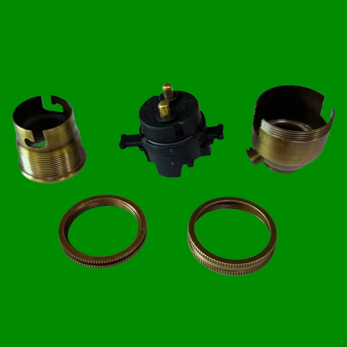 4x Bayonet Socket BC B22 Antique Brass 1/2" Entry Bulb Hold Switch Shade Collar - image 6 | Free standard UK delivery included | Discount Quality Products