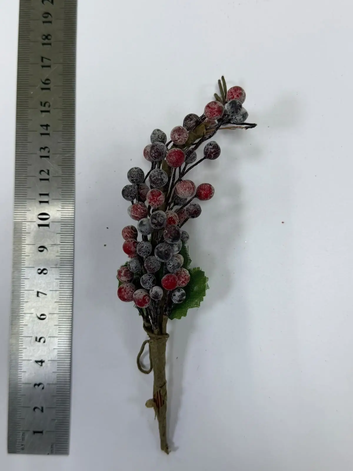 Christmas Decorations Bundle Santa Basket Butterfly Berry Pick Hanging Job Lot - image 4 | Free standard UK delivery included | Discount Quality Products